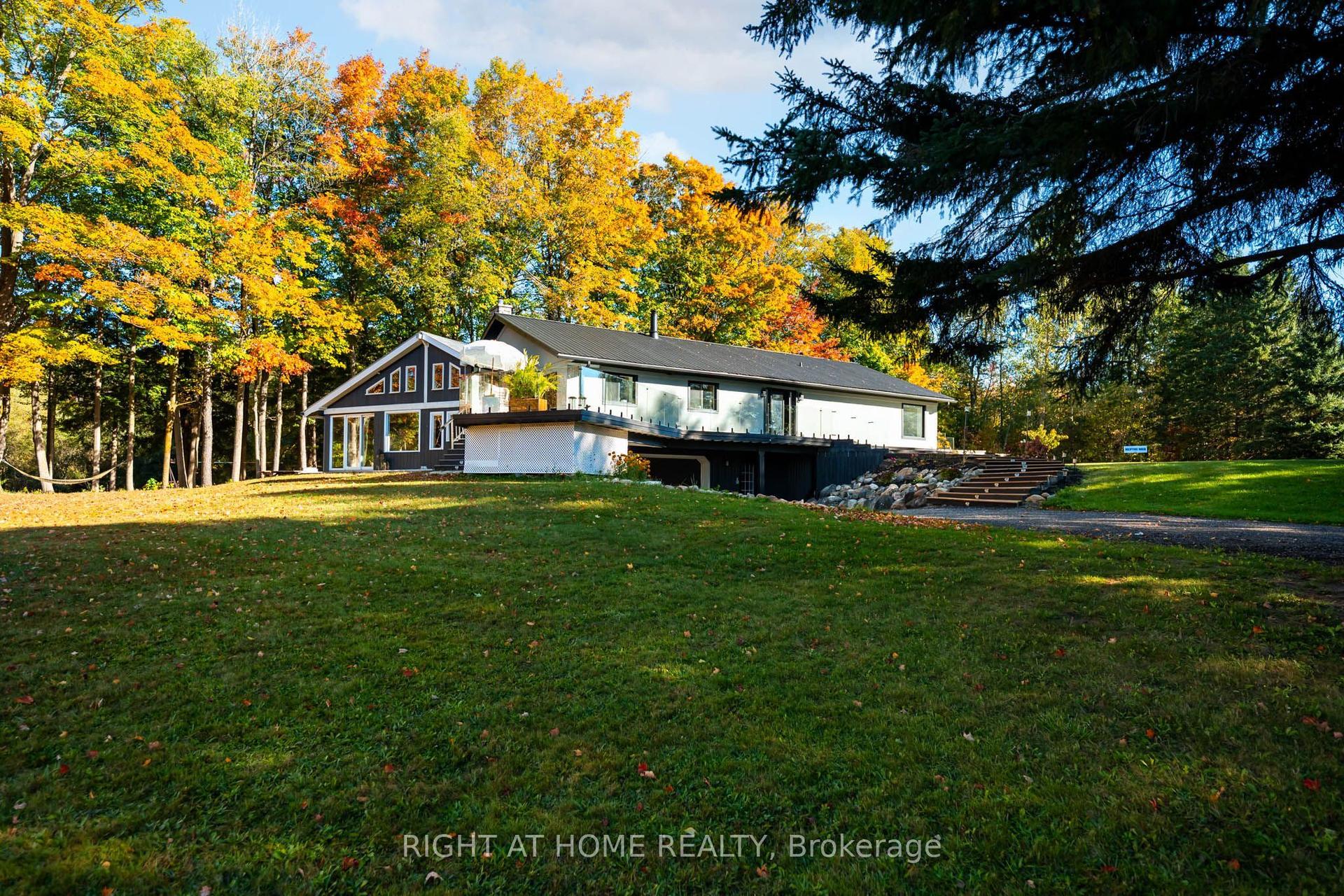 5609 4th Line, Erin — Detached for sale, photo 1