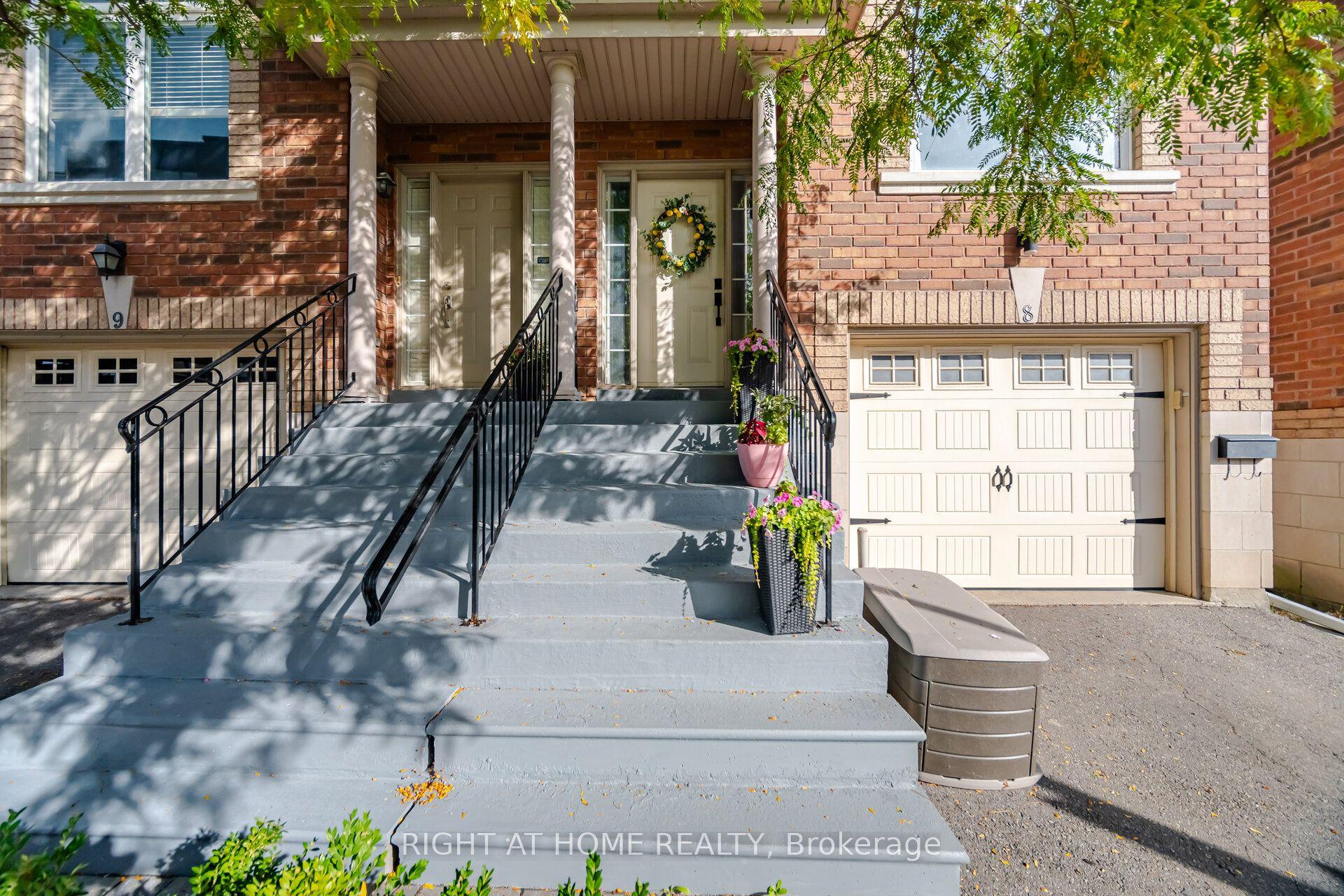 8032 Kipling Avenue S 8 #8, Vaughan — Semi-Detached for sale, photo 1