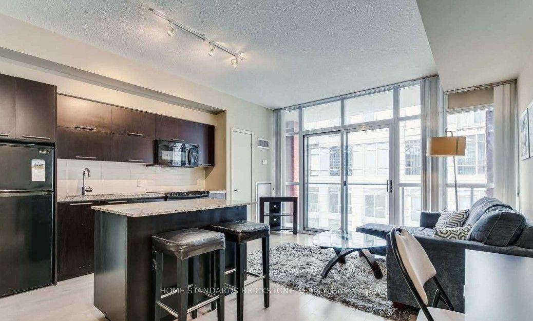 21 Nelson Street 709 #709, Toronto — Condo for lease, photo 1