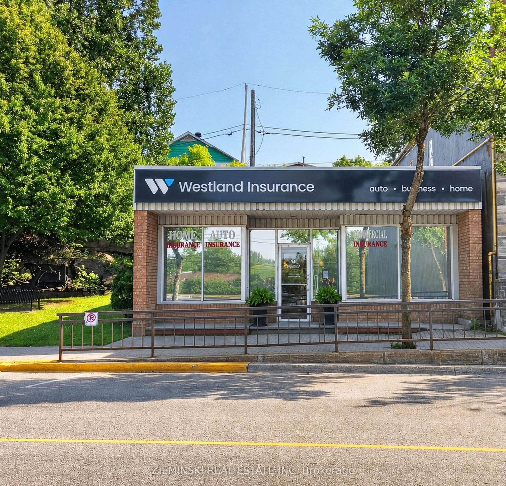 27 Government Road W, Kirkland Lake — Commercial for sale, photo 1