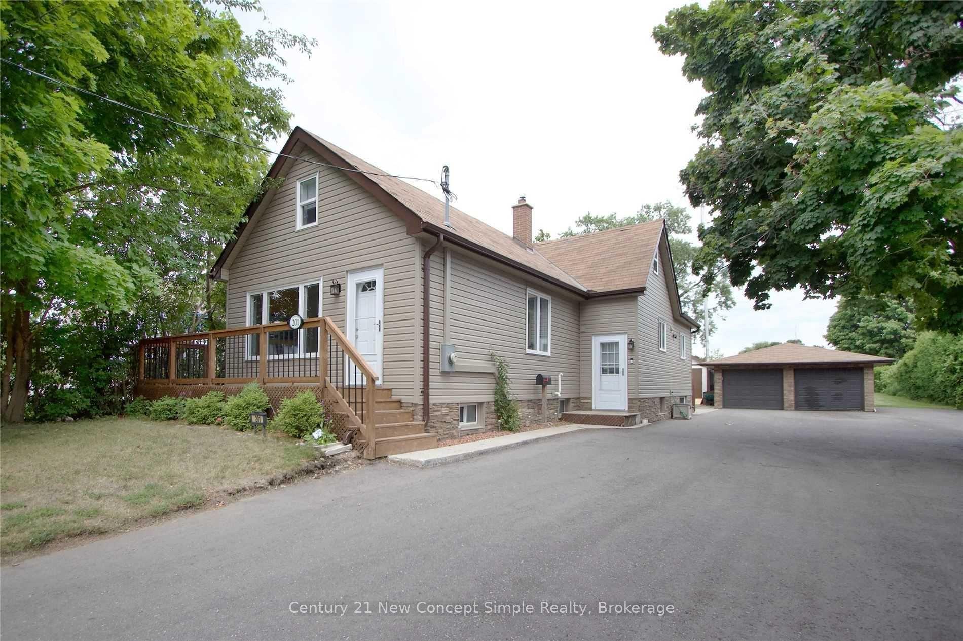 201 Harmony Road N, Oshawa — Detached for lease, photo 1