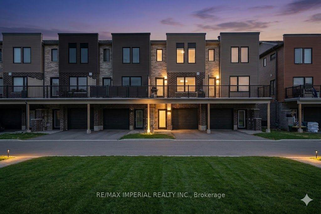 61 Fairlane Avenue, Barrie — Townhouse for lease, photo 1