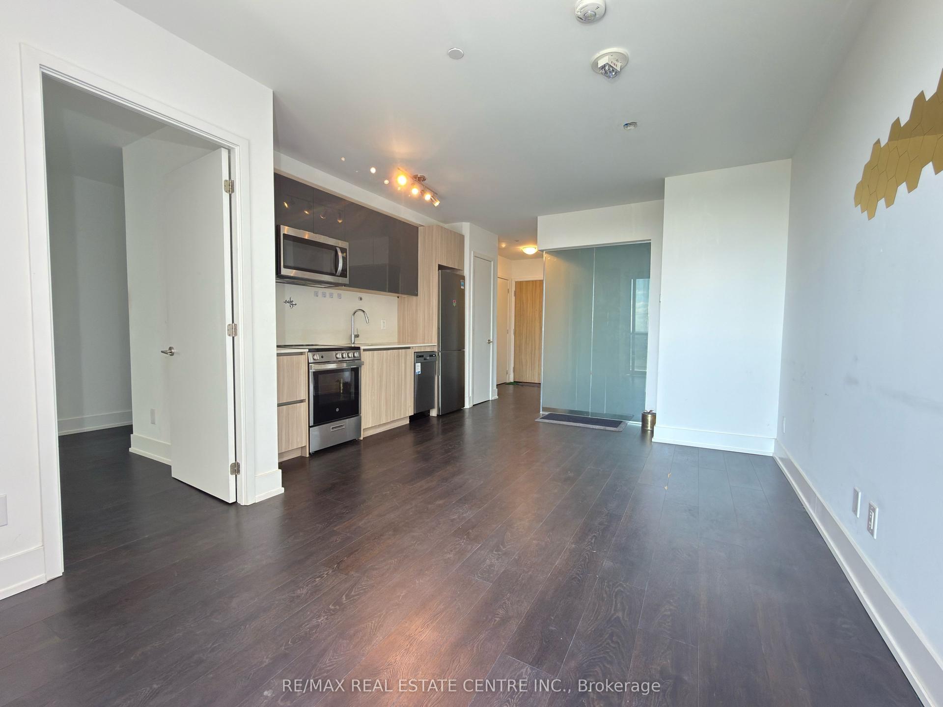 3100 Keele Street 723 #723 — photo 1