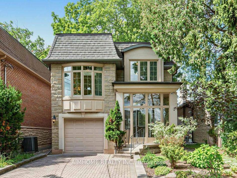 16 Carney Road, Toronto — Detached for sale, photo 1