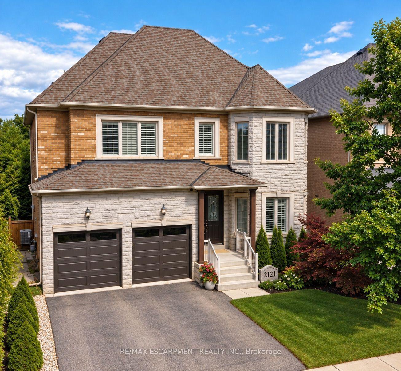 2121 Blackforest Crescent, Oakville — Detached for sale, photo 1