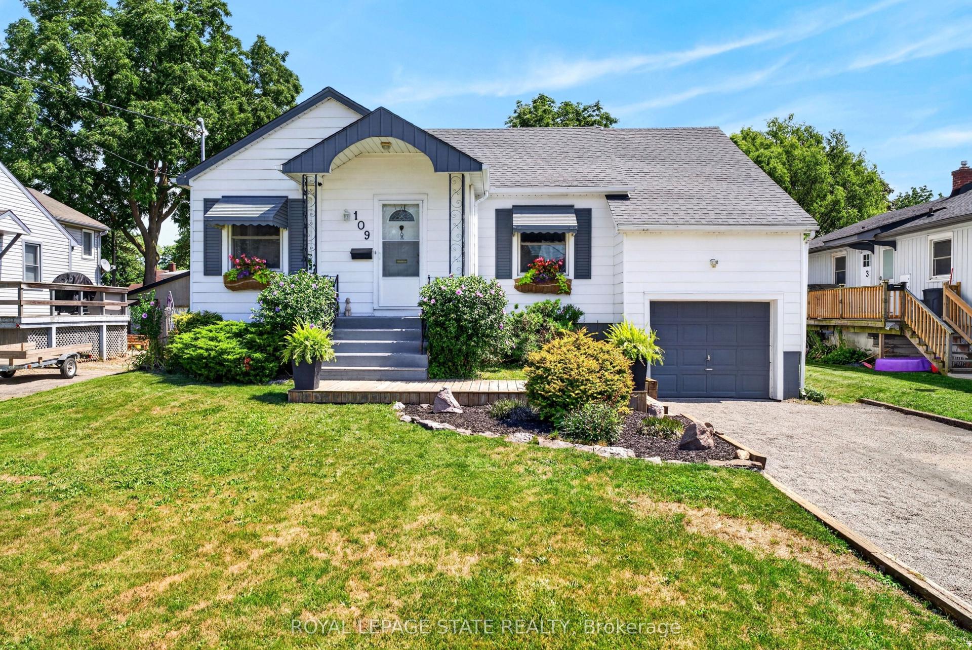 109 Linwood Avenue, Port Colborne — Detached for sale, photo 1