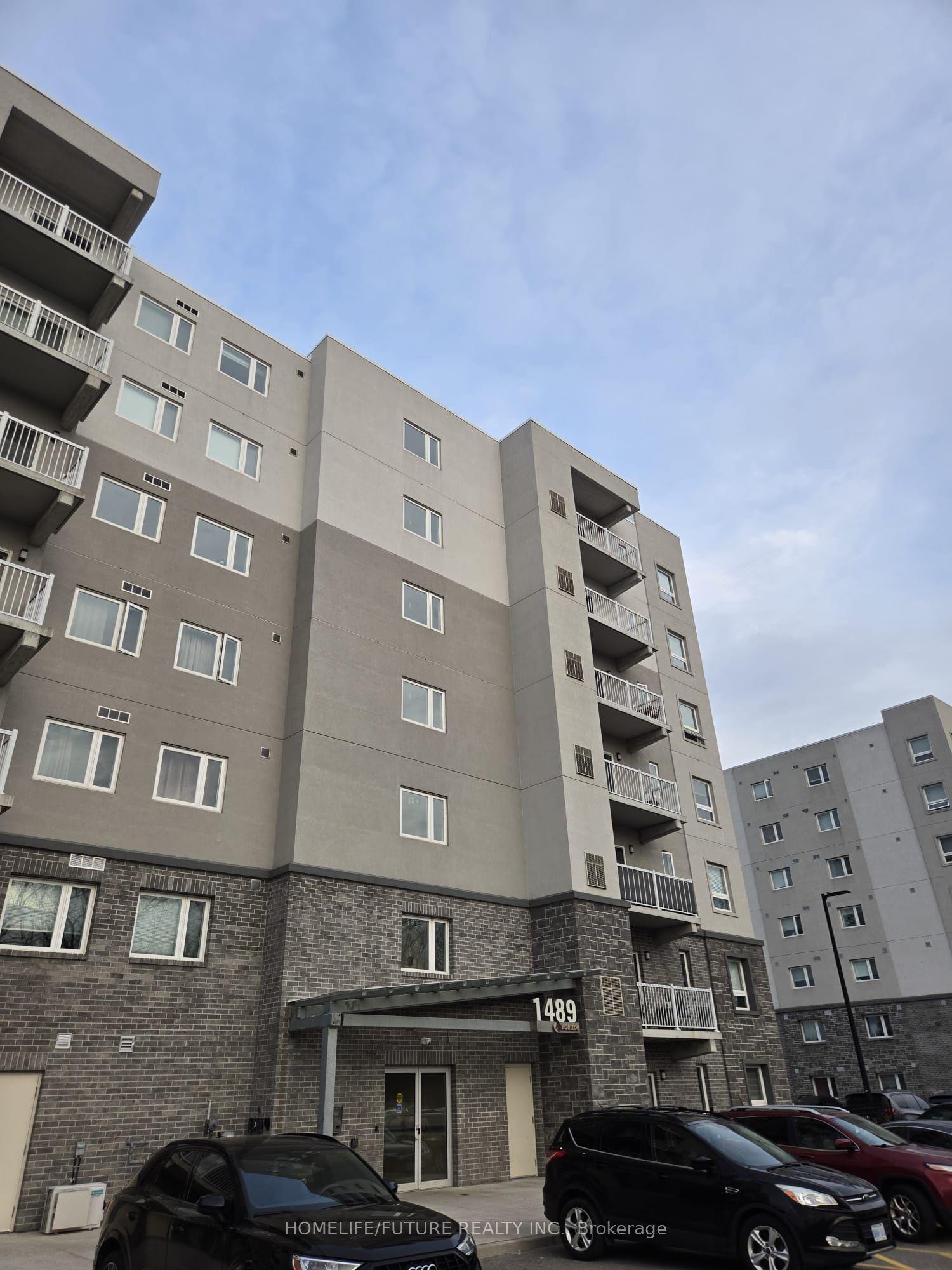 1489 Banwell Road 519 #519 — photo 1