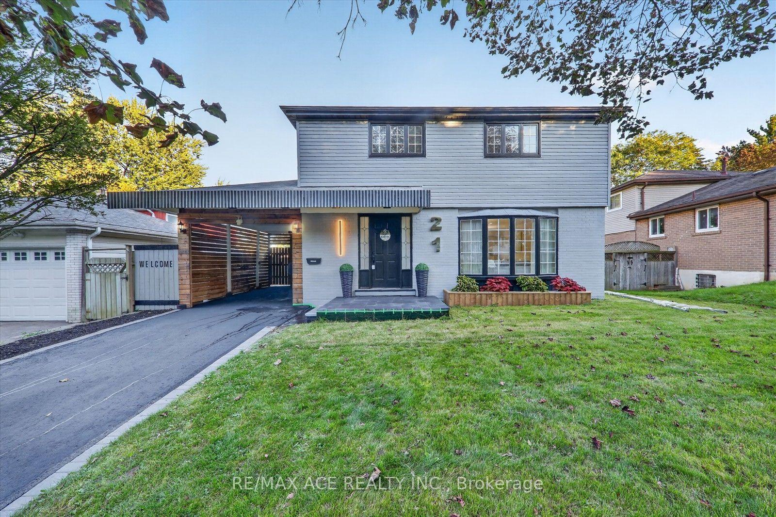 21 Sir Raymond Drive, Toronto — Detached for sale, photo 1