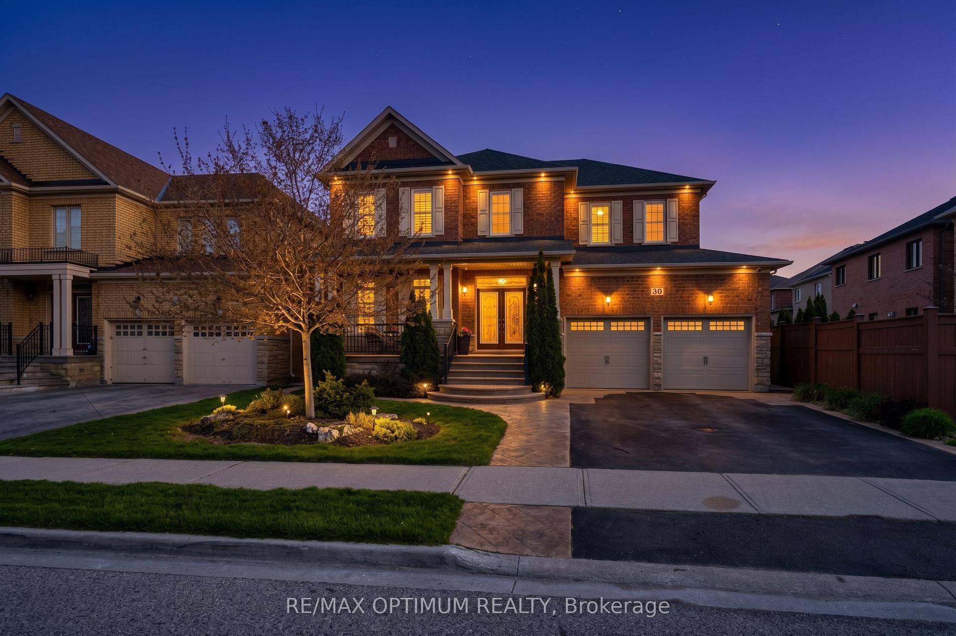 30 Sorbonne Drive, Brampton — Detached for sale, photo 1