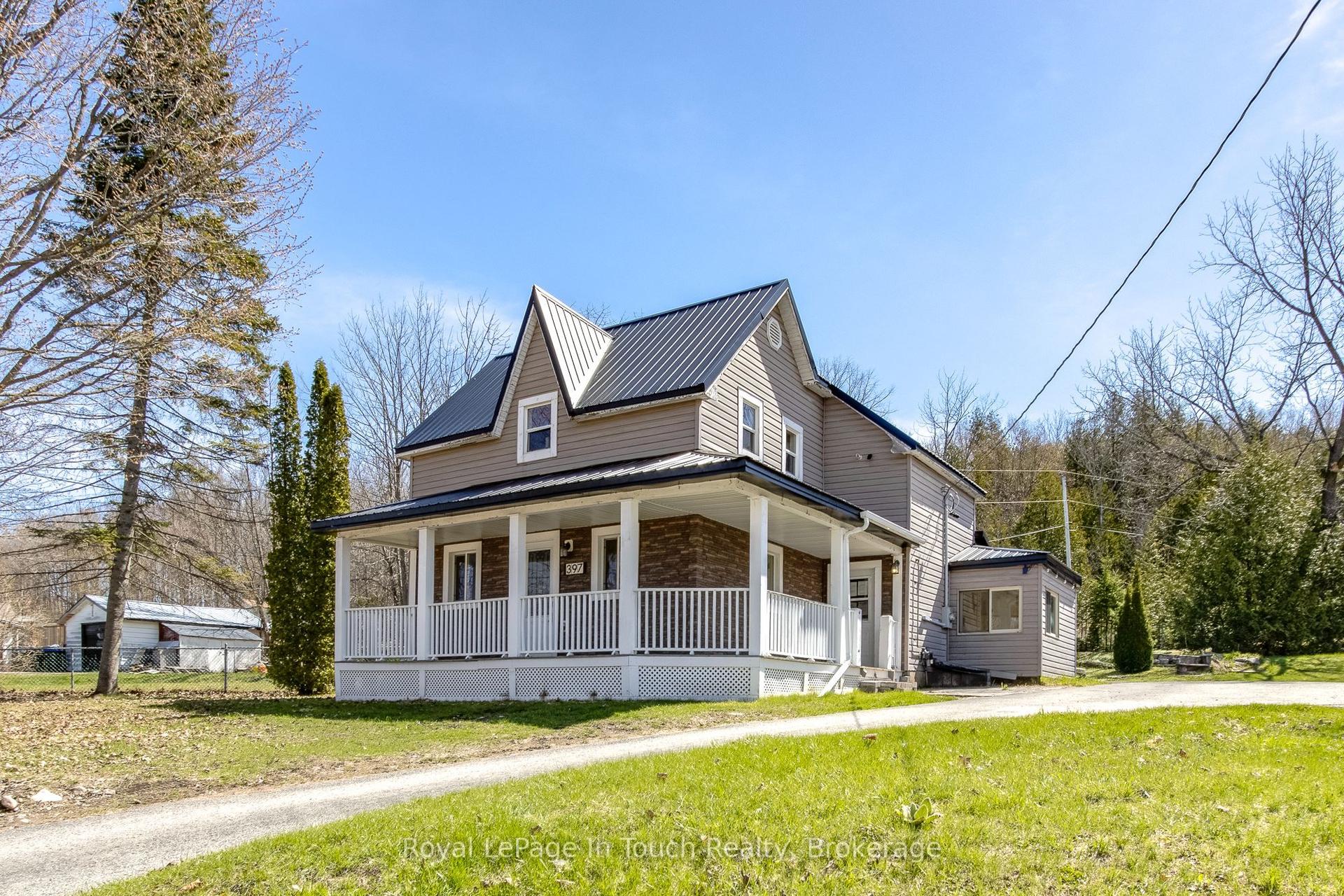 397 William Street — photo 1