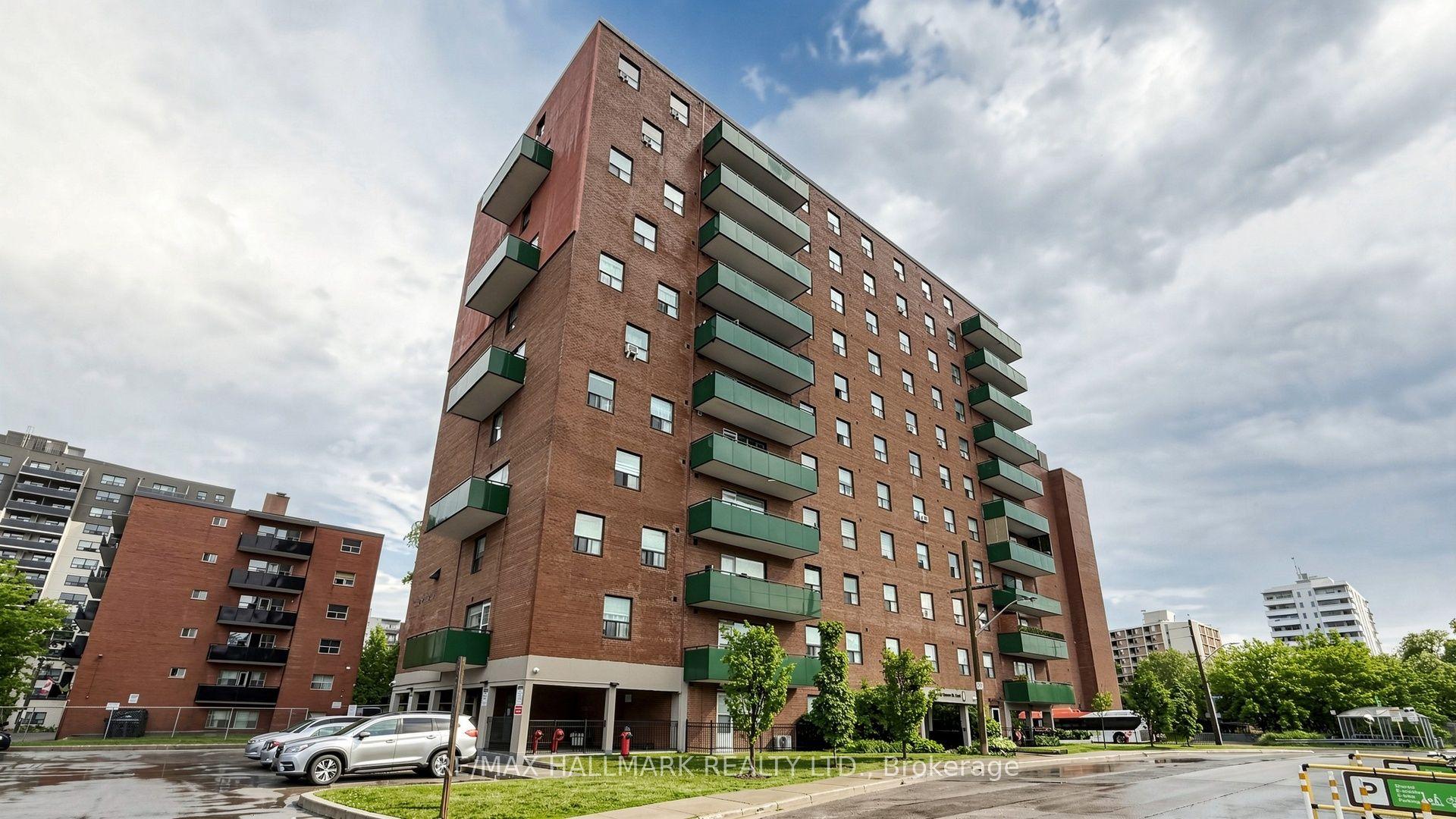 49 Queen Street E 402 #402, Mississauga — Condo for sale, photo 1