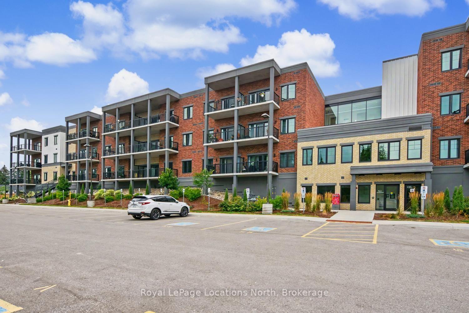 121 Mary Street 408 #408, Clearview — Condo for lease, photo 1