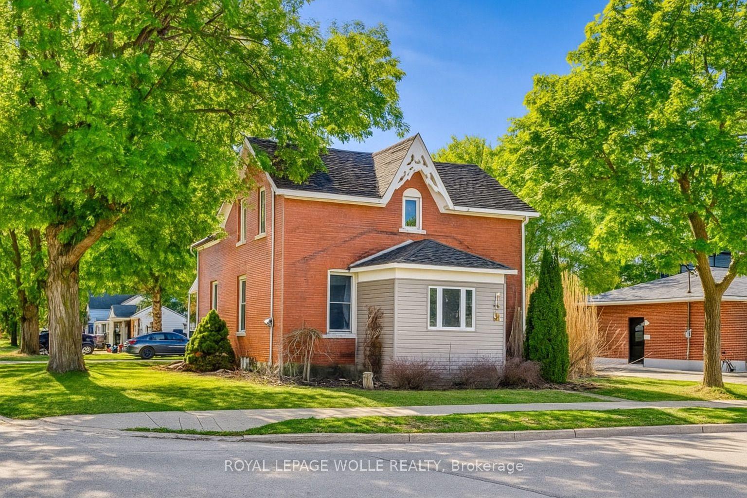 137 Wellington Street, West Perth — Detached for sale, photo 1