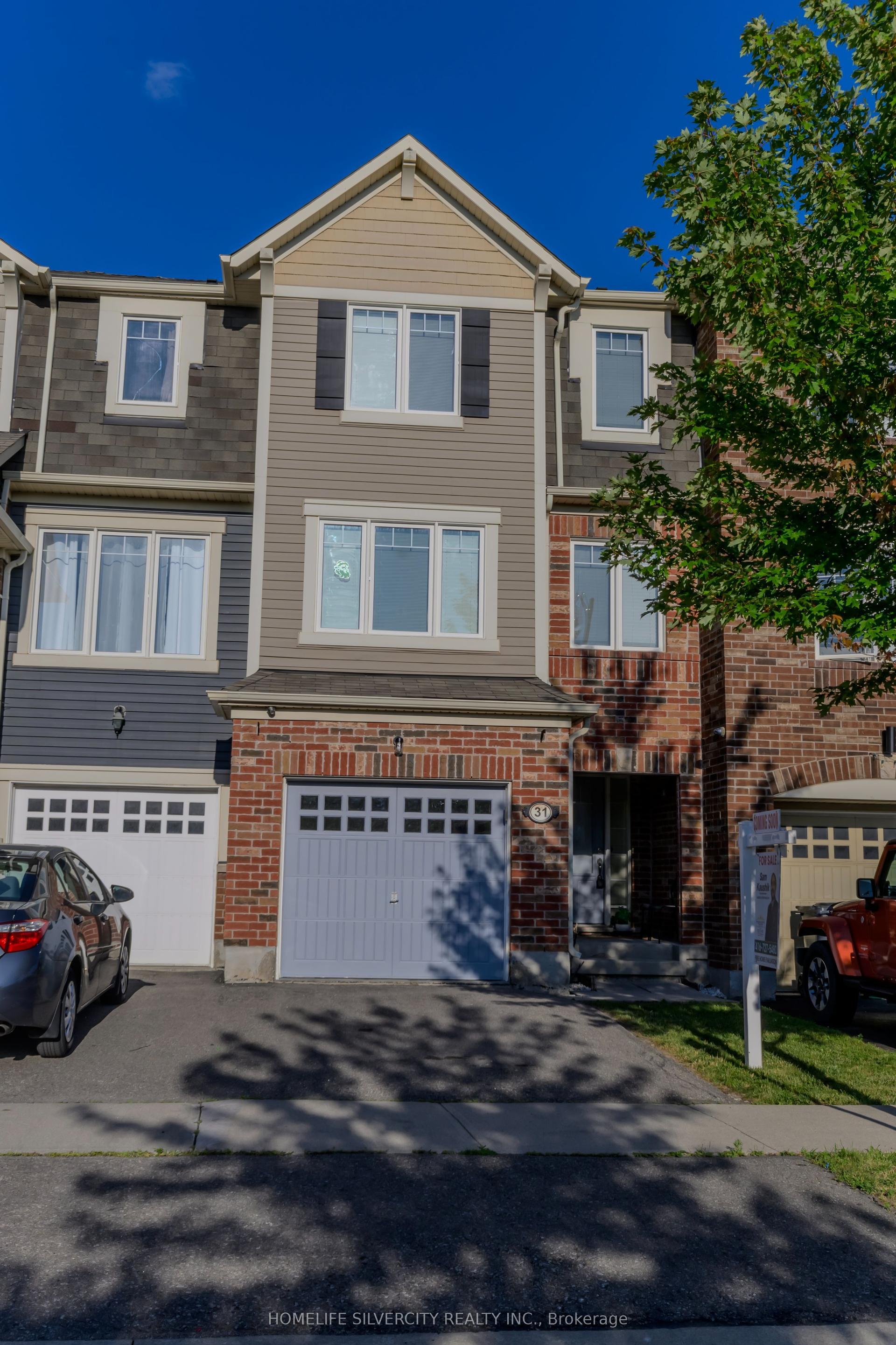31 Betterton Crescent, Brampton — Townhouse for sale, photo 1