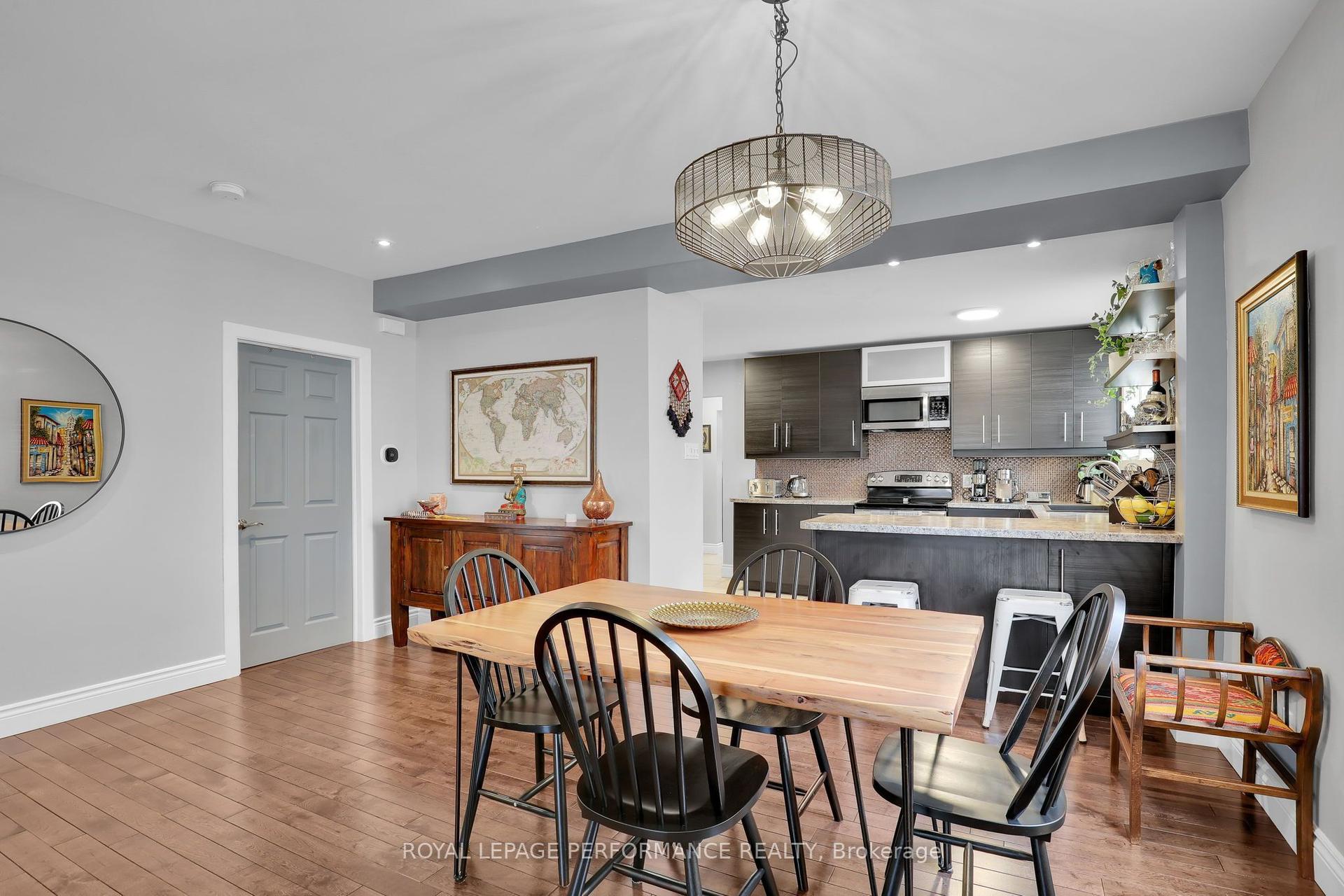 165 Laval Street 165 #165, Vanier and Kingsview Park — Multiplex for lease, photo 1