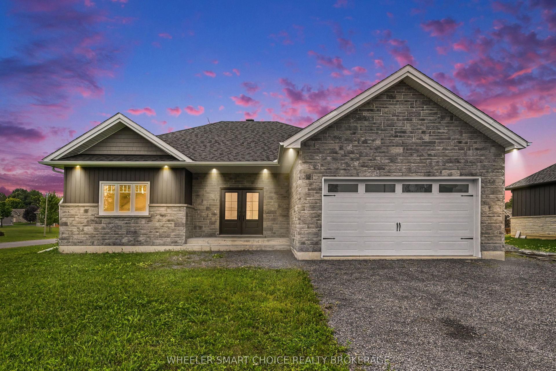 31 Dale Street, South Stormont — Detached for sale, photo 1