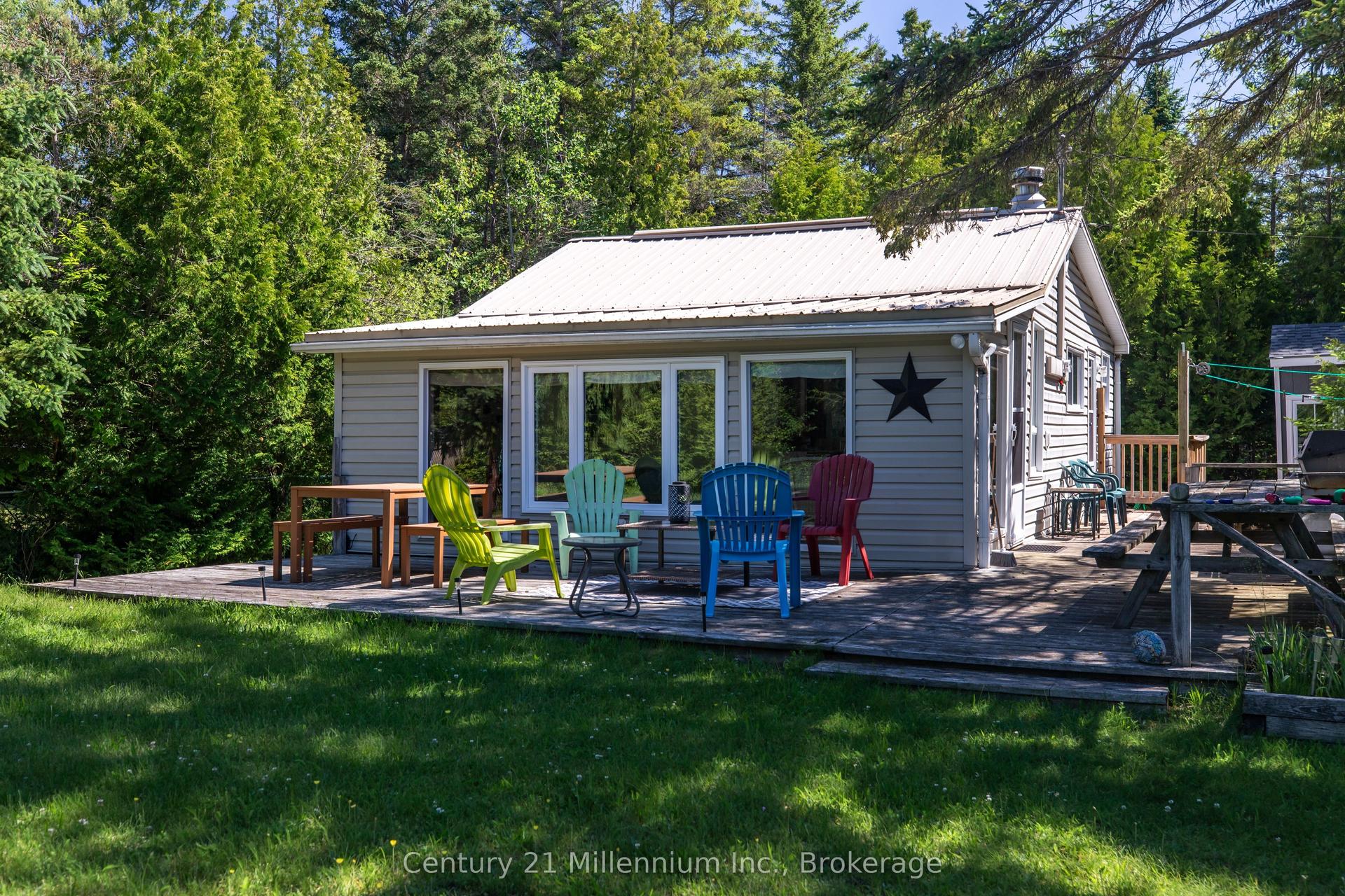 1443 Sunset Drive — photo 1