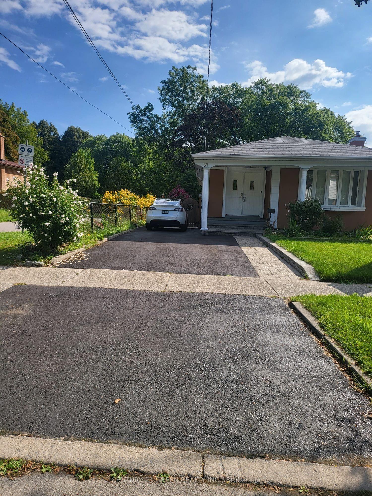 37 Ravenview Drive BSMT #BSMT, Toronto — Detached for lease, photo 1