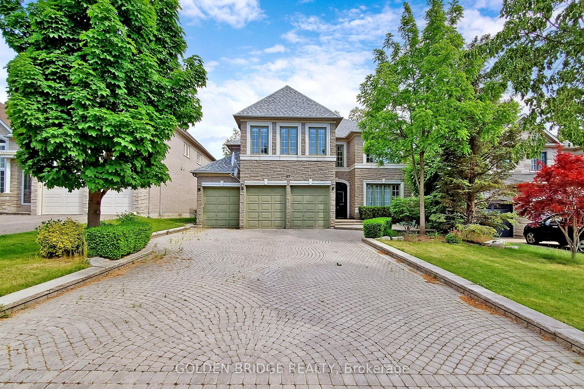 57 Cassandra Crescent — photo 1