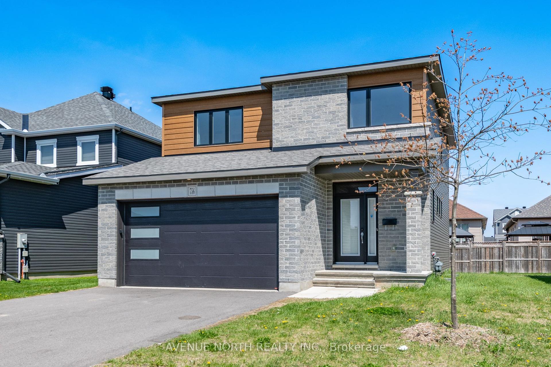 756 NAMUR Street — photo 1