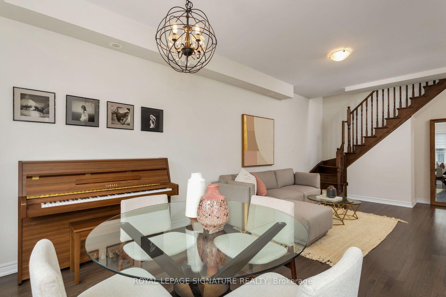 105 Kayla Crescent E 18 #18, Vaughan — Condo for lease, photo 1