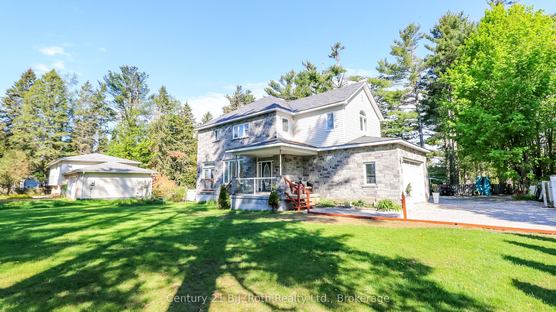 3276 Turnbull Drive — photo 1