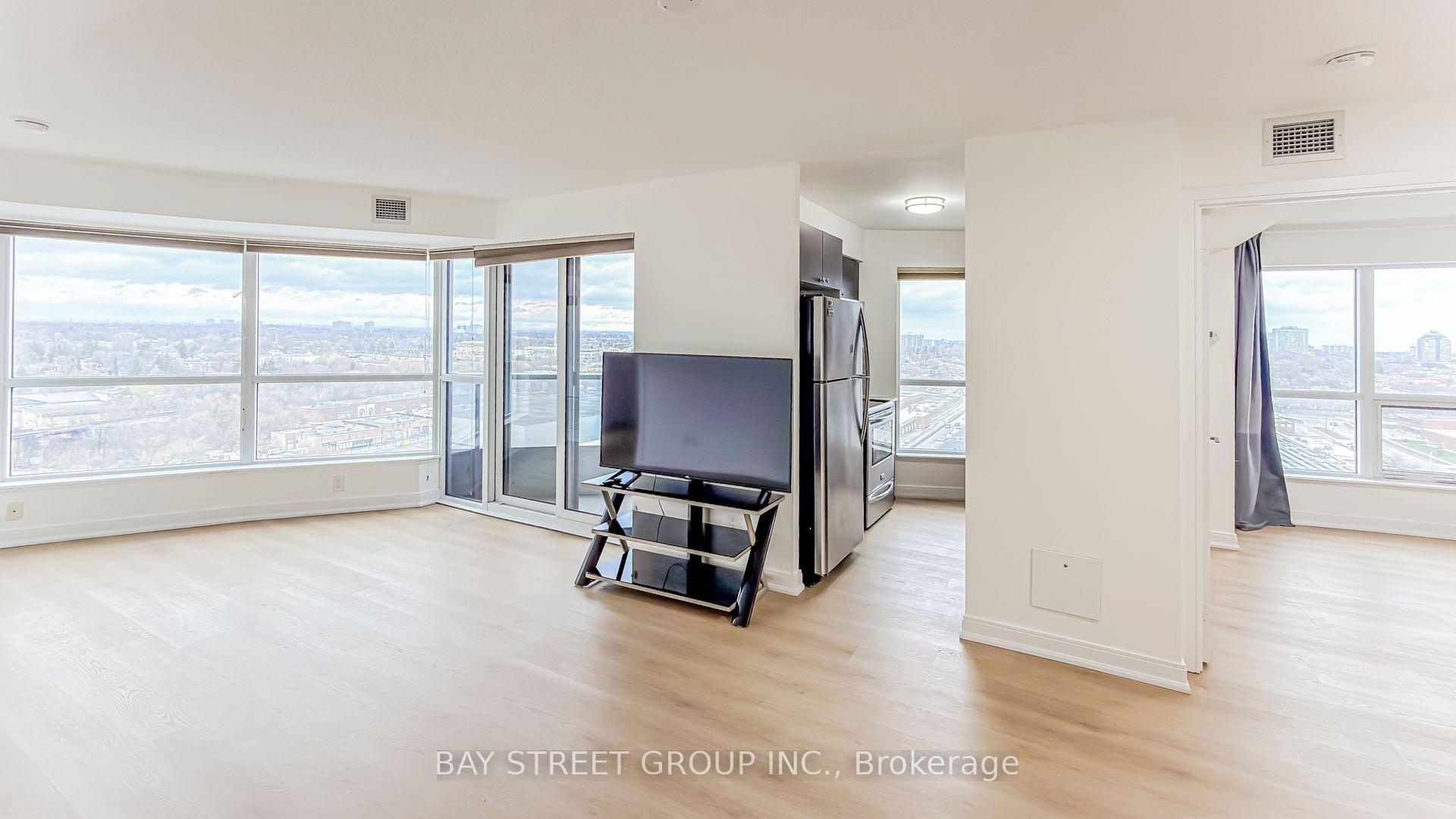 151 Village Green Square 1508 #1508 — photo 1