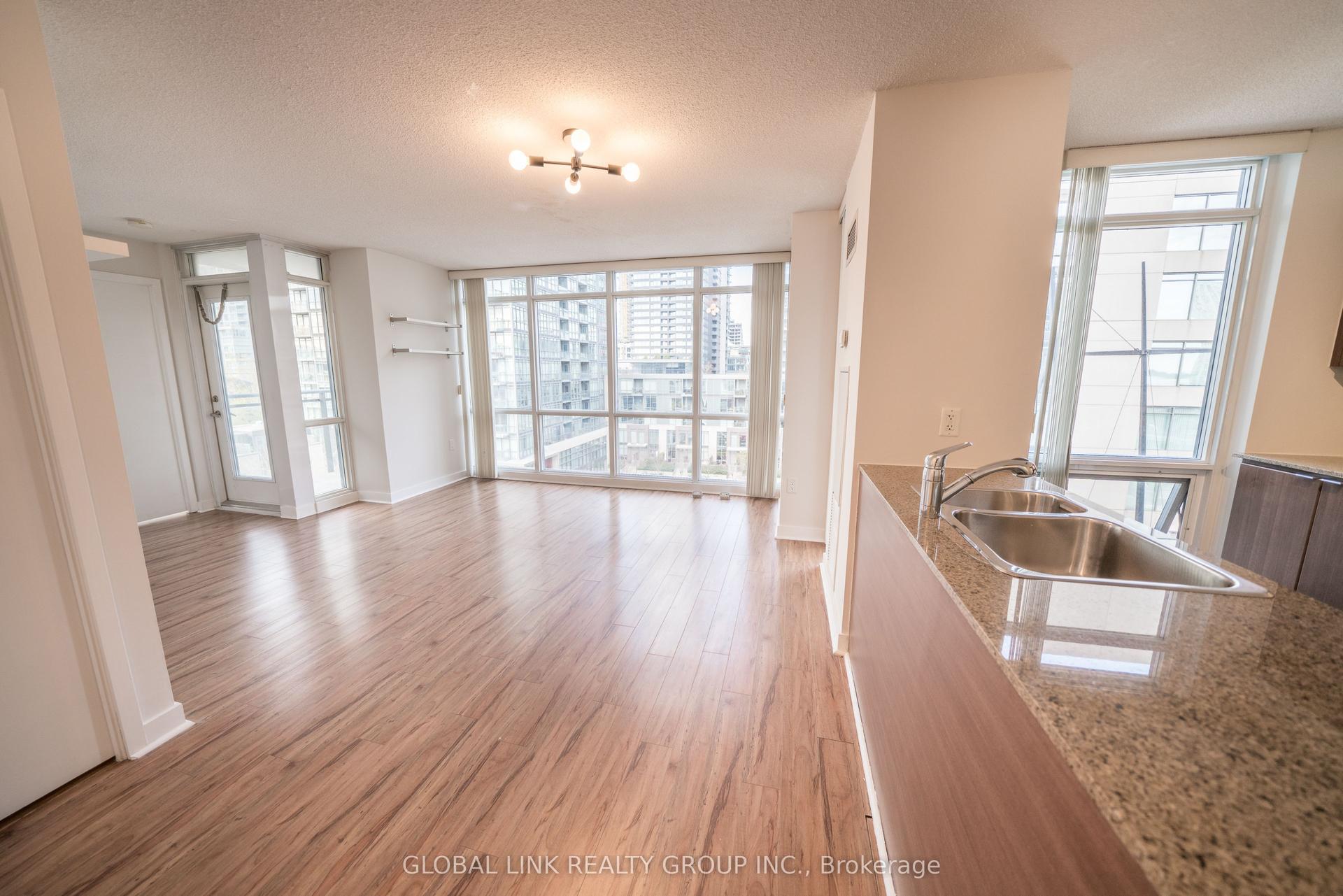 11 Brunel Court 703 #703, Toronto — Condo for lease, photo 1