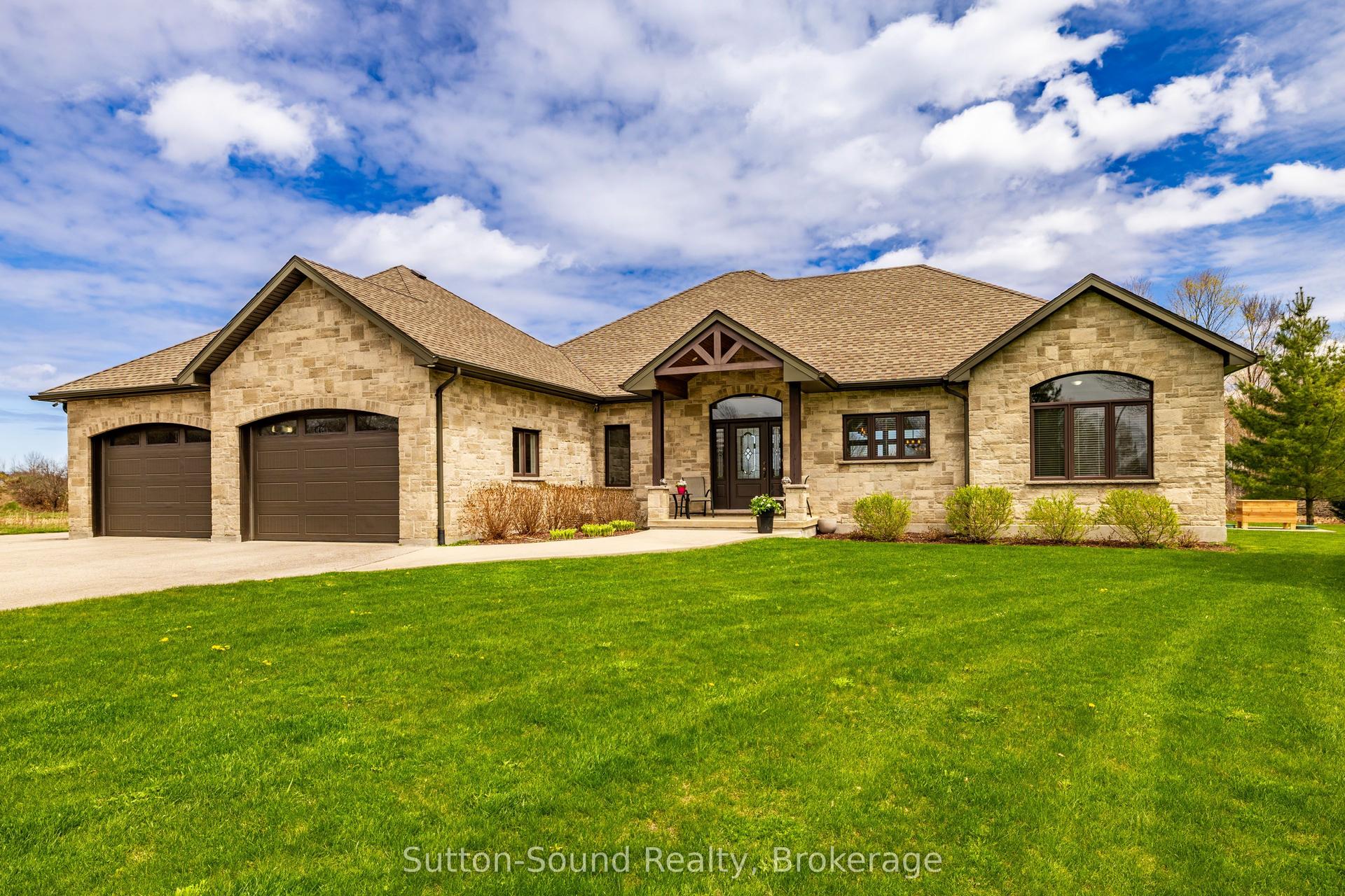 318837 Grey Rd 1 Road — photo 1
