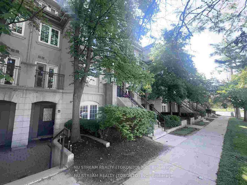 108 Finch Avenue W A11 #A11, Toronto — Condo Town for lease, photo 1
