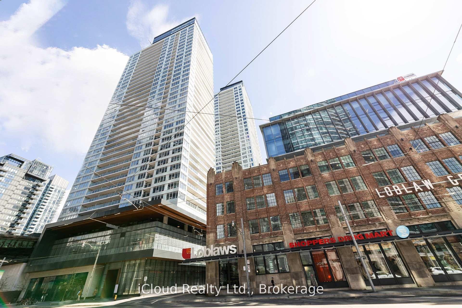 19 Bathurst Street 2311 #2311 — photo 1