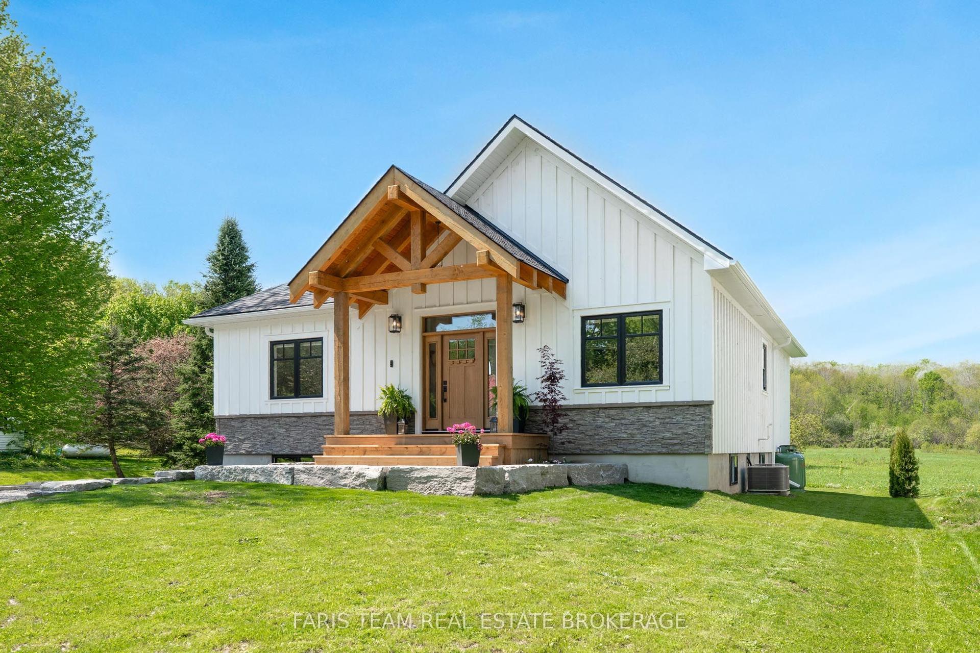 3415 Reservoir Road — photo 1