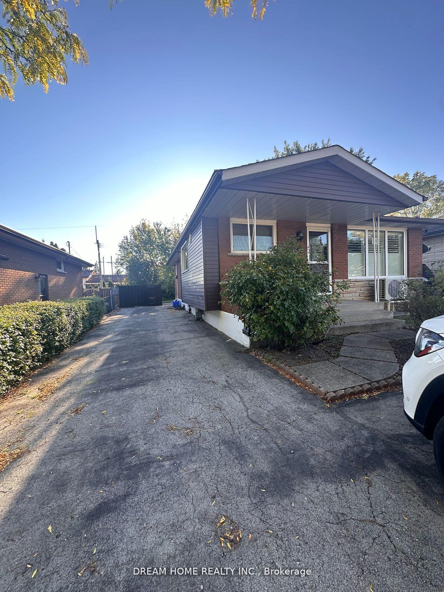 5 Empire Court Main #Main — photo 1