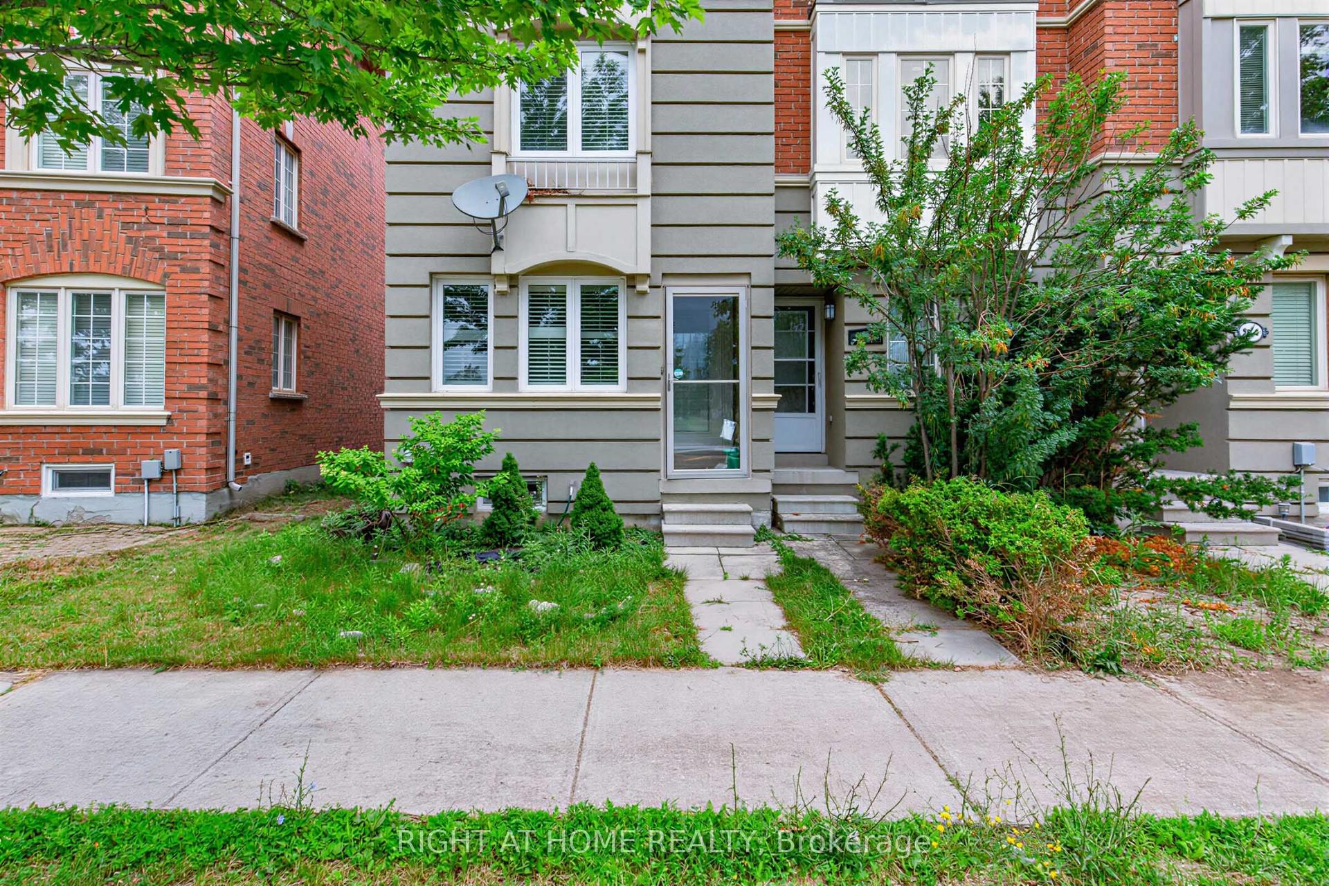 2628 Bur Oak Avenue, Markham — Townhouse for lease, photo 1