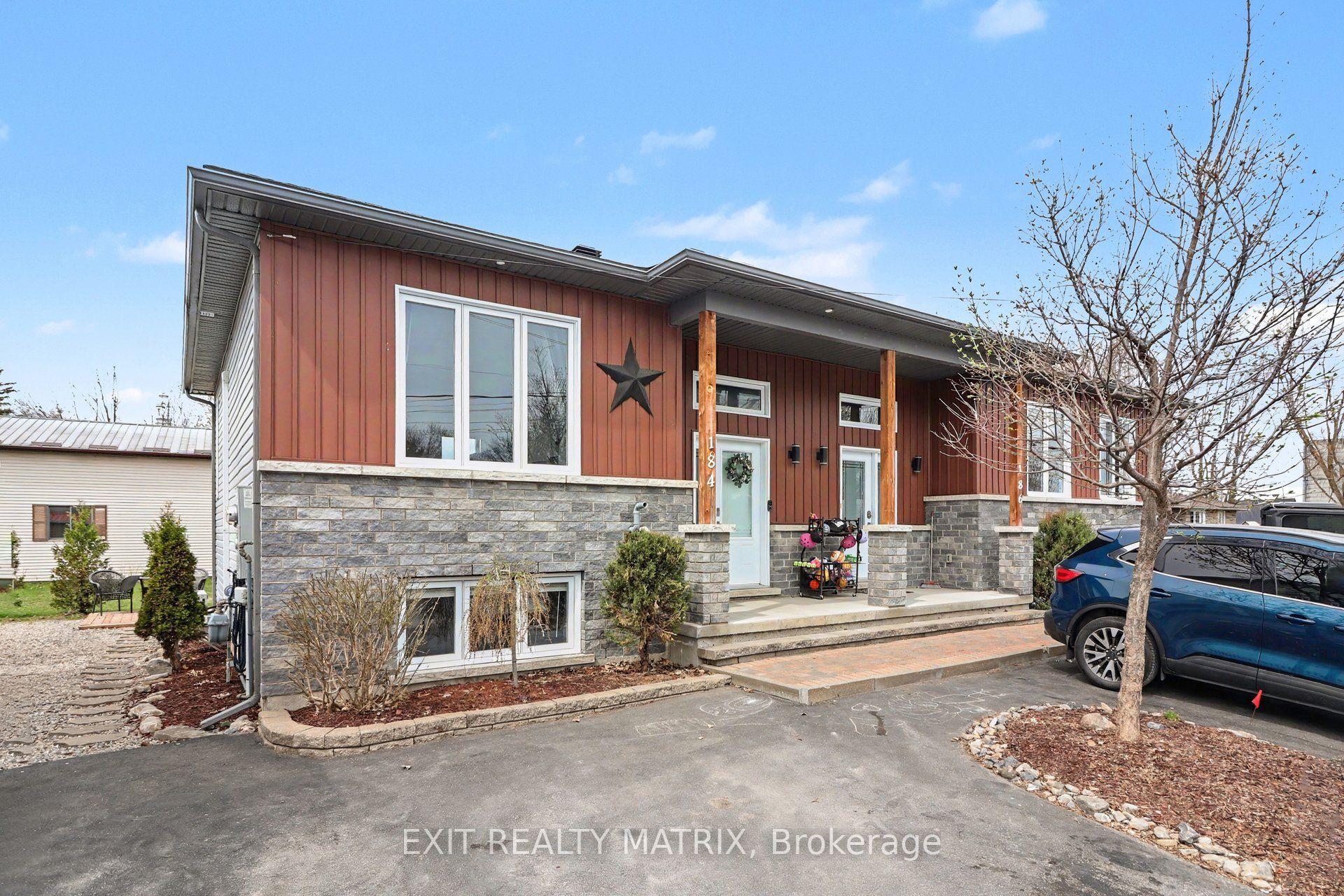 184 Lavergne Street, The Nation — Semi-Detached for sale, photo 1