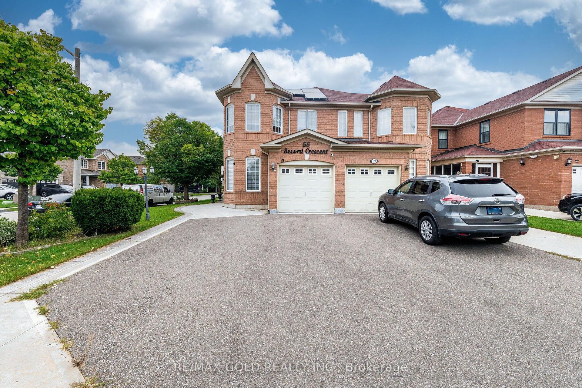 55 Secord Crescent, Brampton — Semi-Detached for sale, photo 1