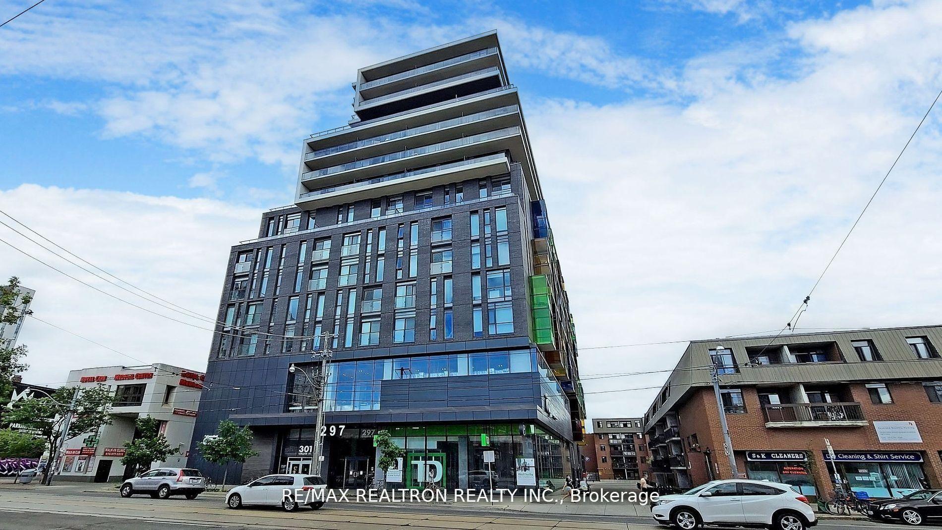 297 College Street 917 #917 — photo 1