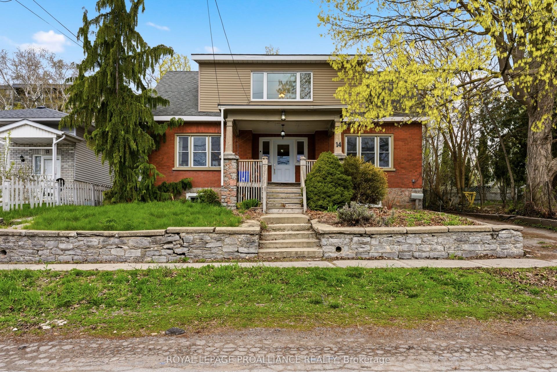 14 Isabel Street, Belleville — Detached for sale, photo 1
