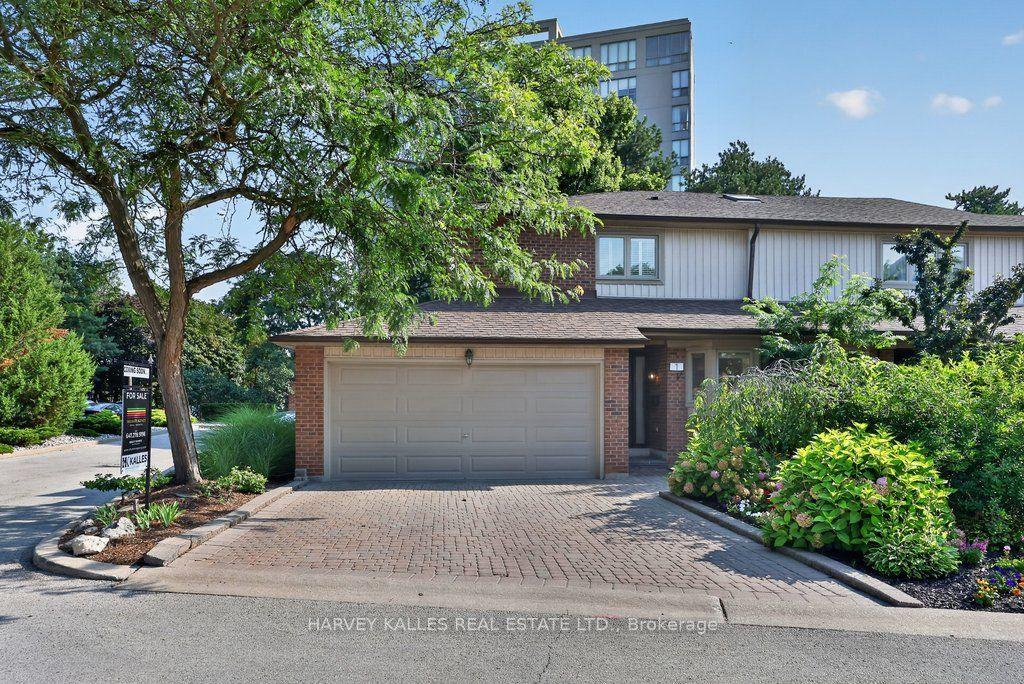 1160 Walden Circle 1 #1, Mississauga — Condo Town for sale, photo 1