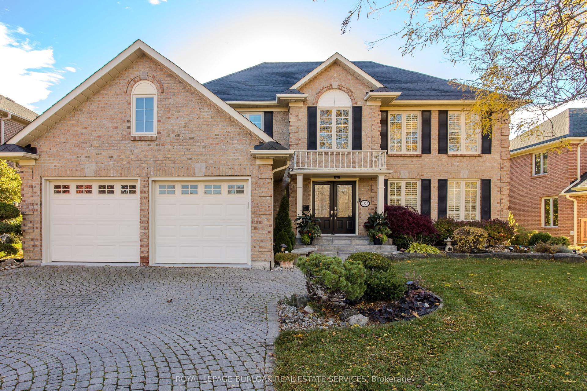1327 Hazelton Boulevard, Burlington — Detached for sale, photo 1