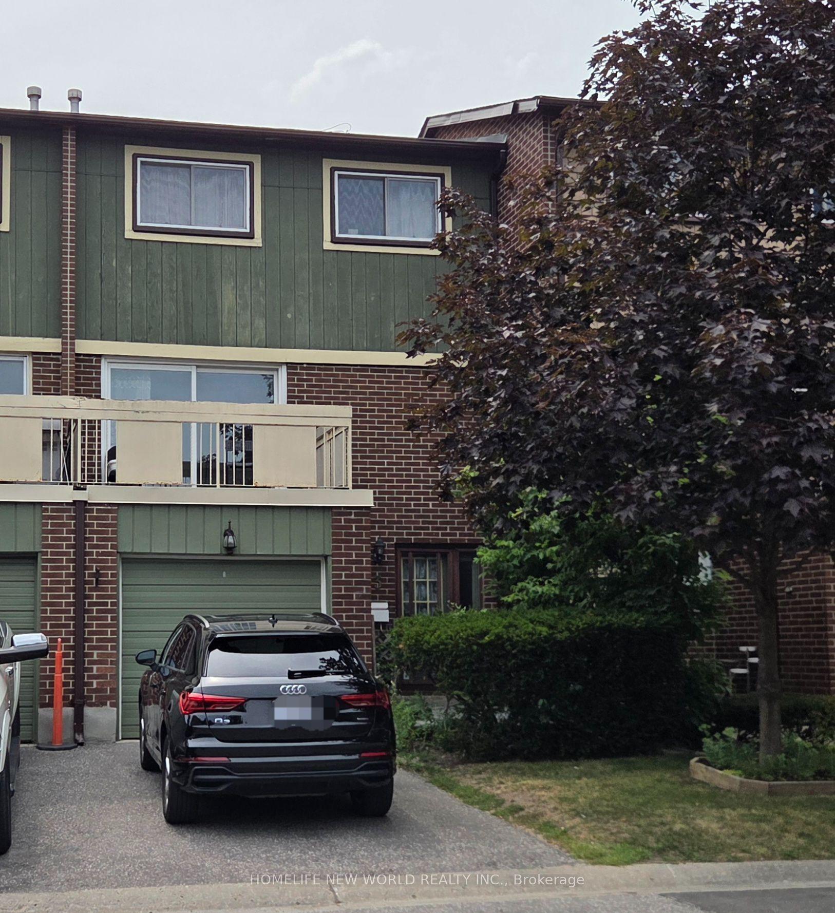 30 Chichester Place 3 #3, Toronto — Condo Town for lease, photo 1