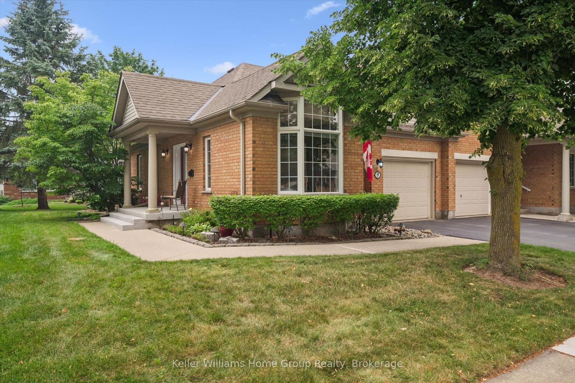 9 Magnolia Lane, Guelph — Semi-Detached for sale, photo 1