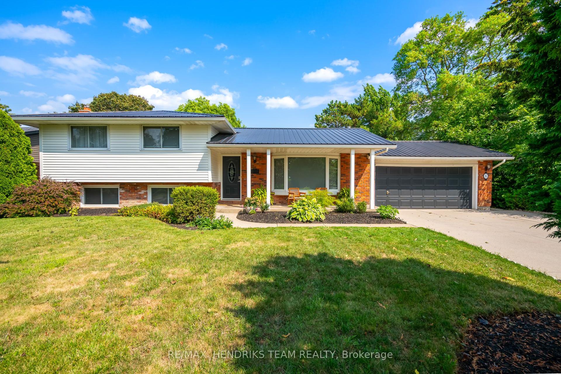 6 Garrison Village Drive, Niagara-on-the-Lake — Detached for sale, photo 1