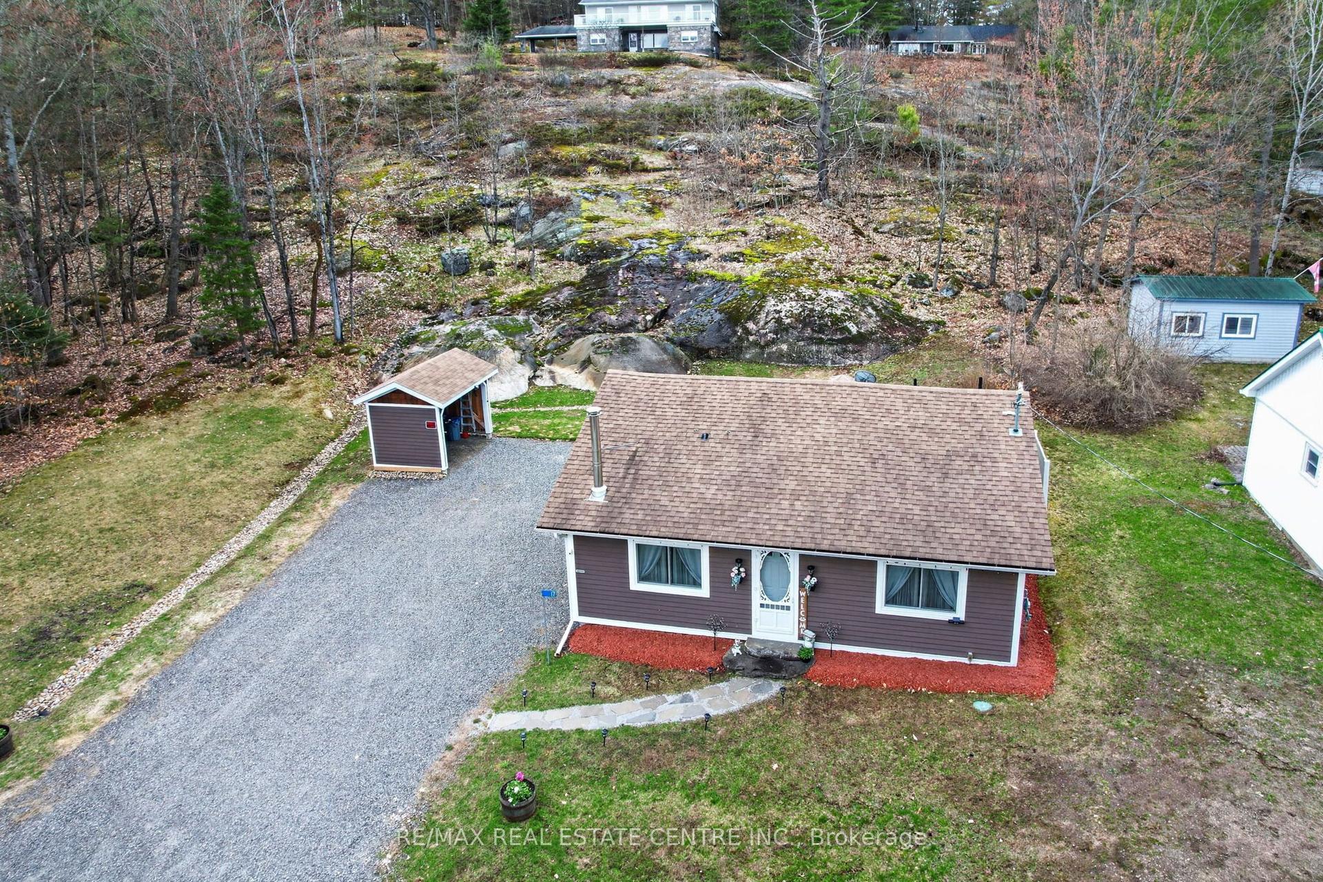 17 MCCLURE Lane, Huntsville — Detached for sale, photo 1