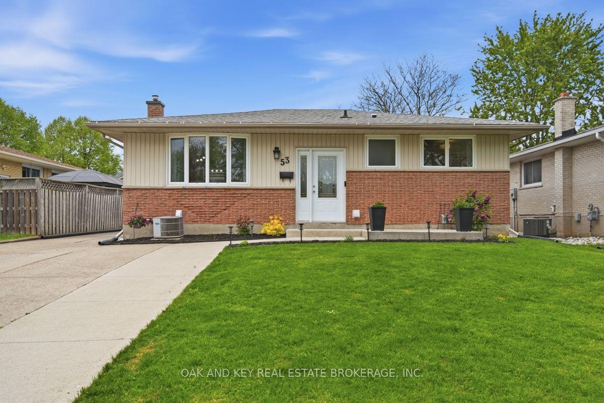 53 Alayne Crescent — photo 1