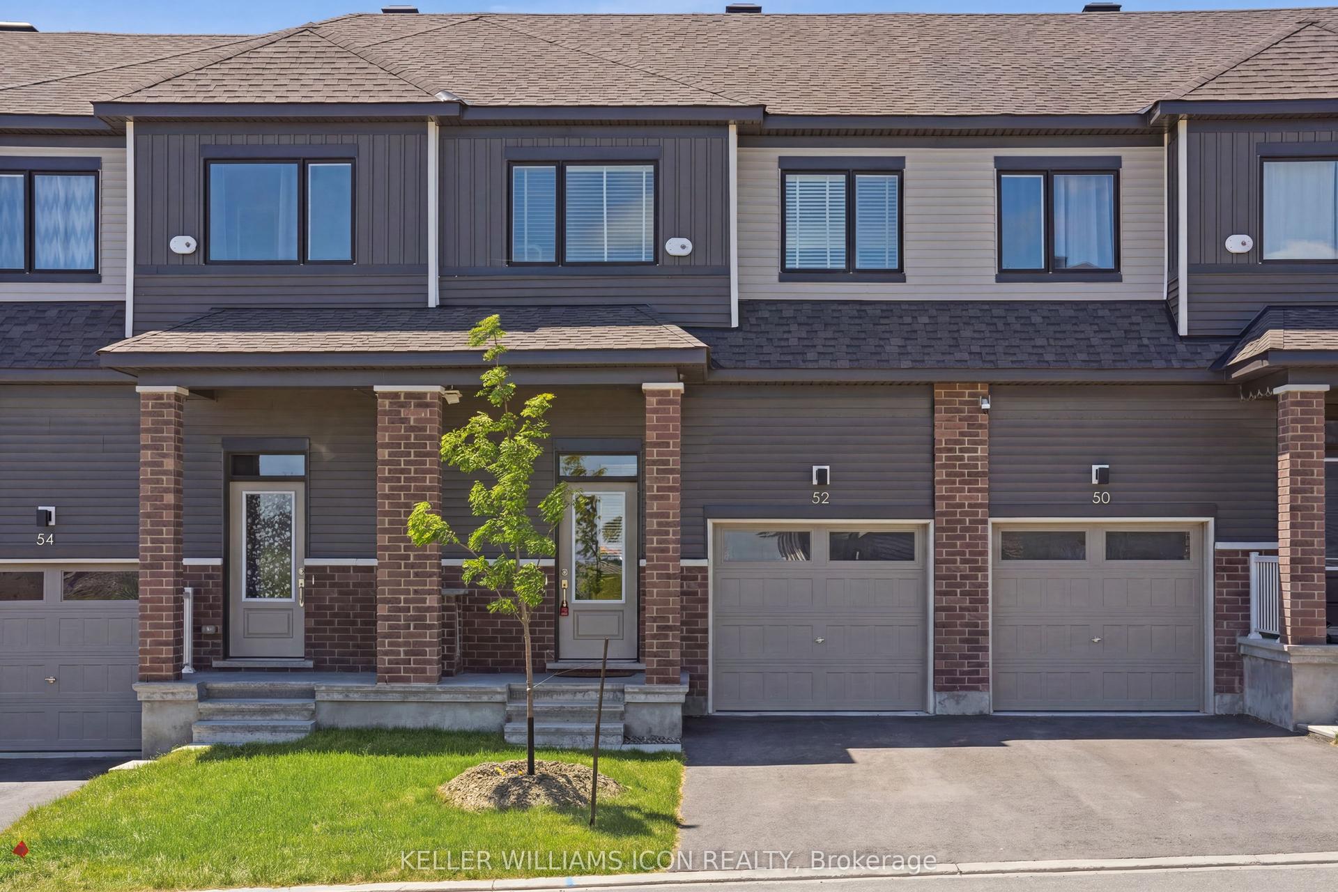 52 Pumice Place, Barrhaven — Townhouse for lease, photo 1