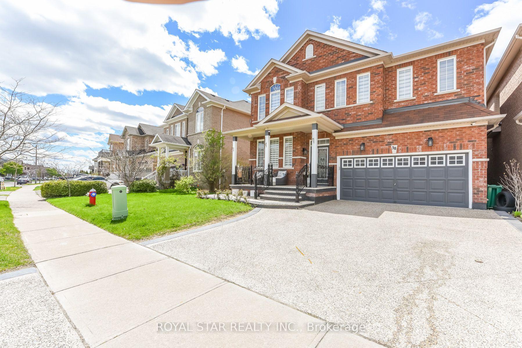38 Robitaille Drive — photo 1