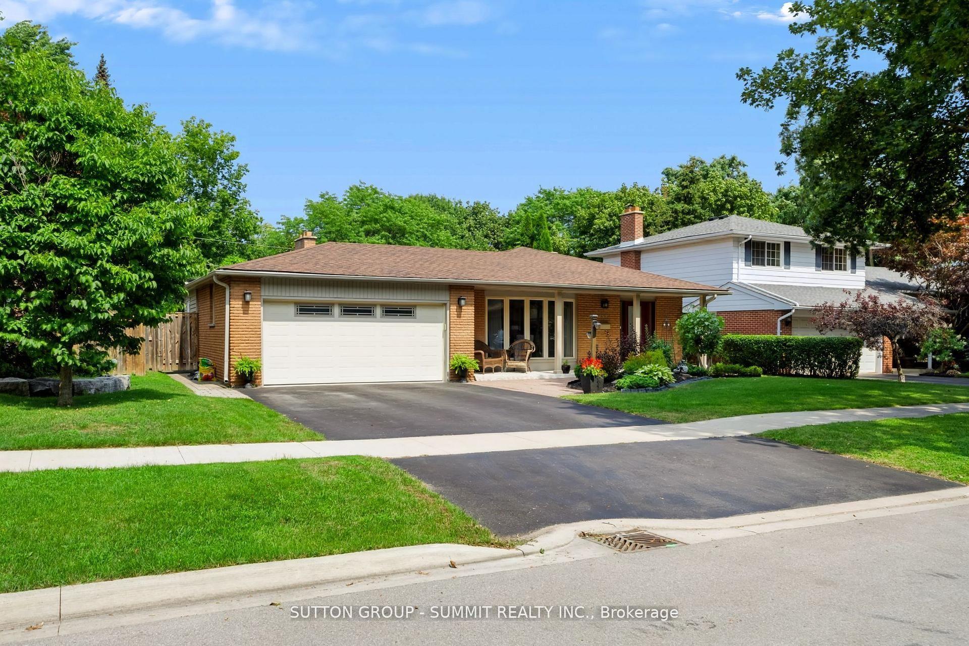 659 Cherrywood Drive, Burlington — Detached for sale, photo 1