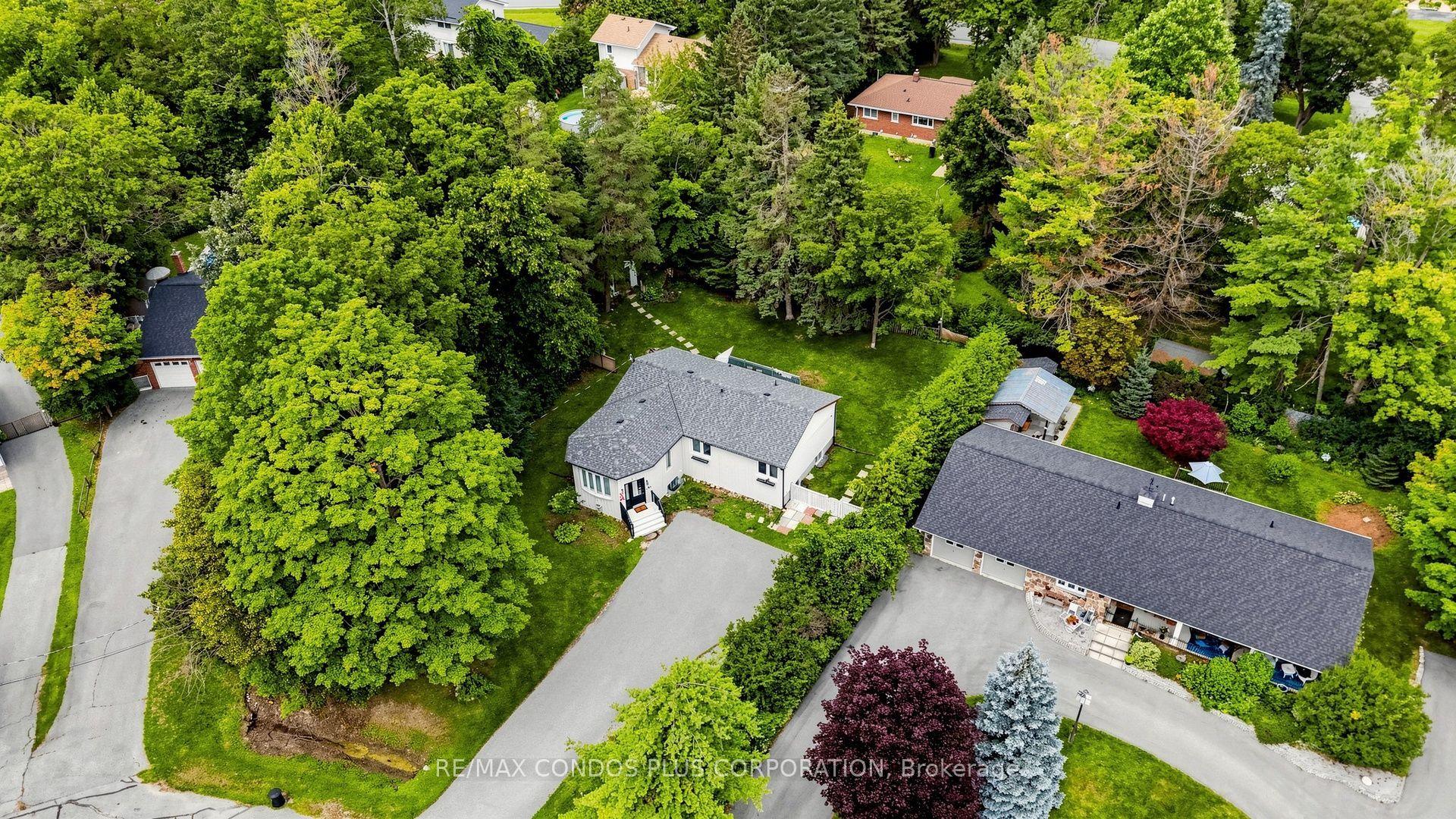 20 Southwood Crescent, Georgina — Detached for sale, photo 1