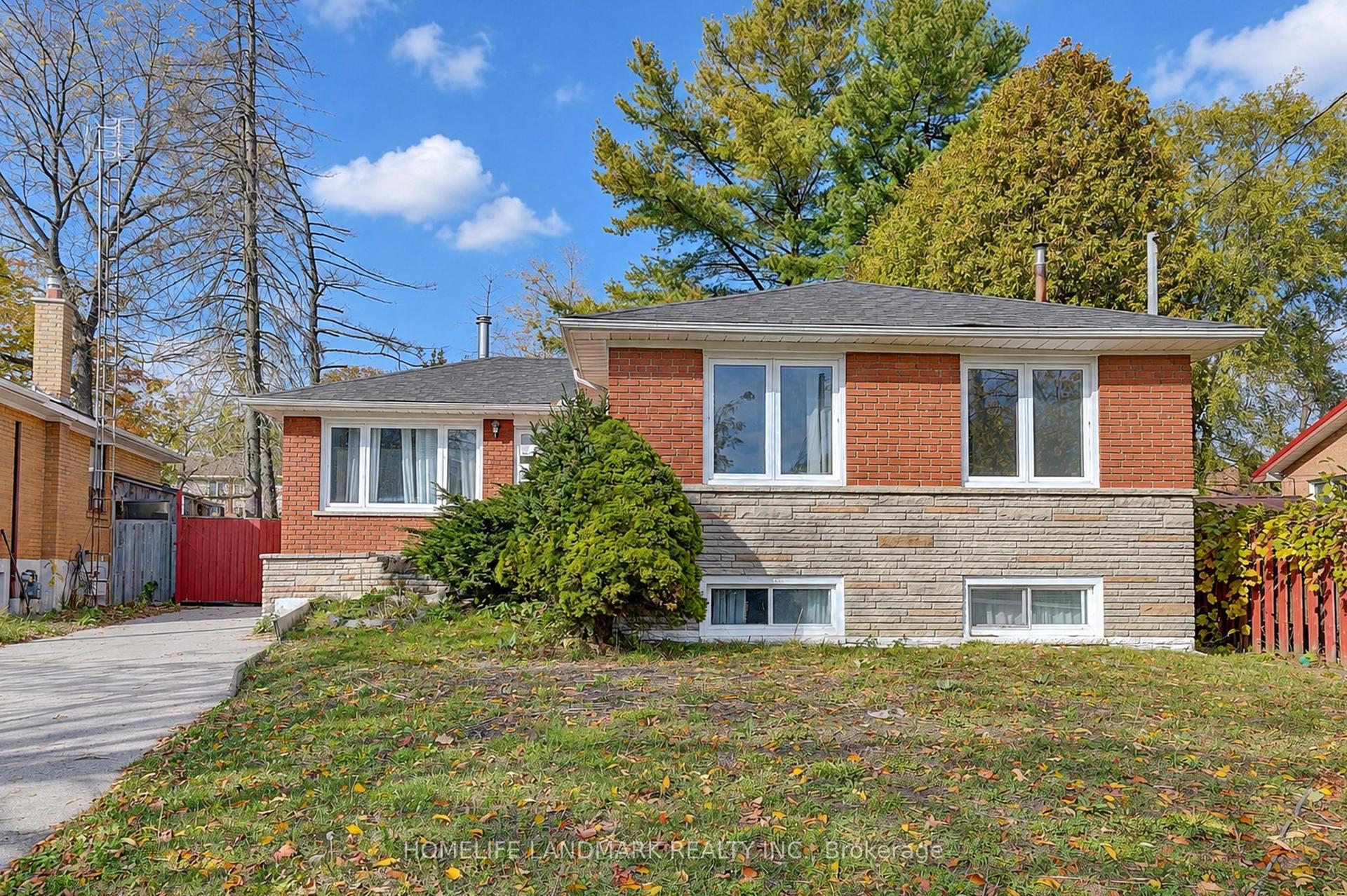 84 Melchior Drive, Toronto — Detached for sale, photo 1